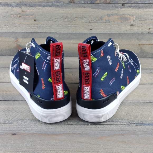 TOMS Marvel x Travel Lite High Tops Lmtd Edition - Picture 3 of 9